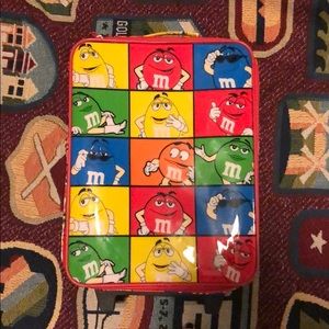 *NEW W TAGS* M&M Kid’s Luggage